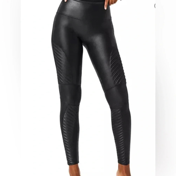 SPANX|| Moto Faux Leather Leggings,Like New size Medium - Picture 3 of 11